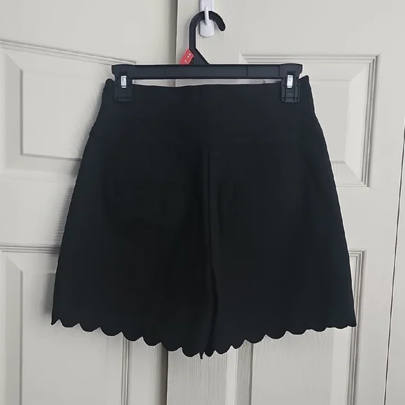 Rebecca Taylor Black High Waist Scalloped Shorts.. #390 - Picture 7 of 13